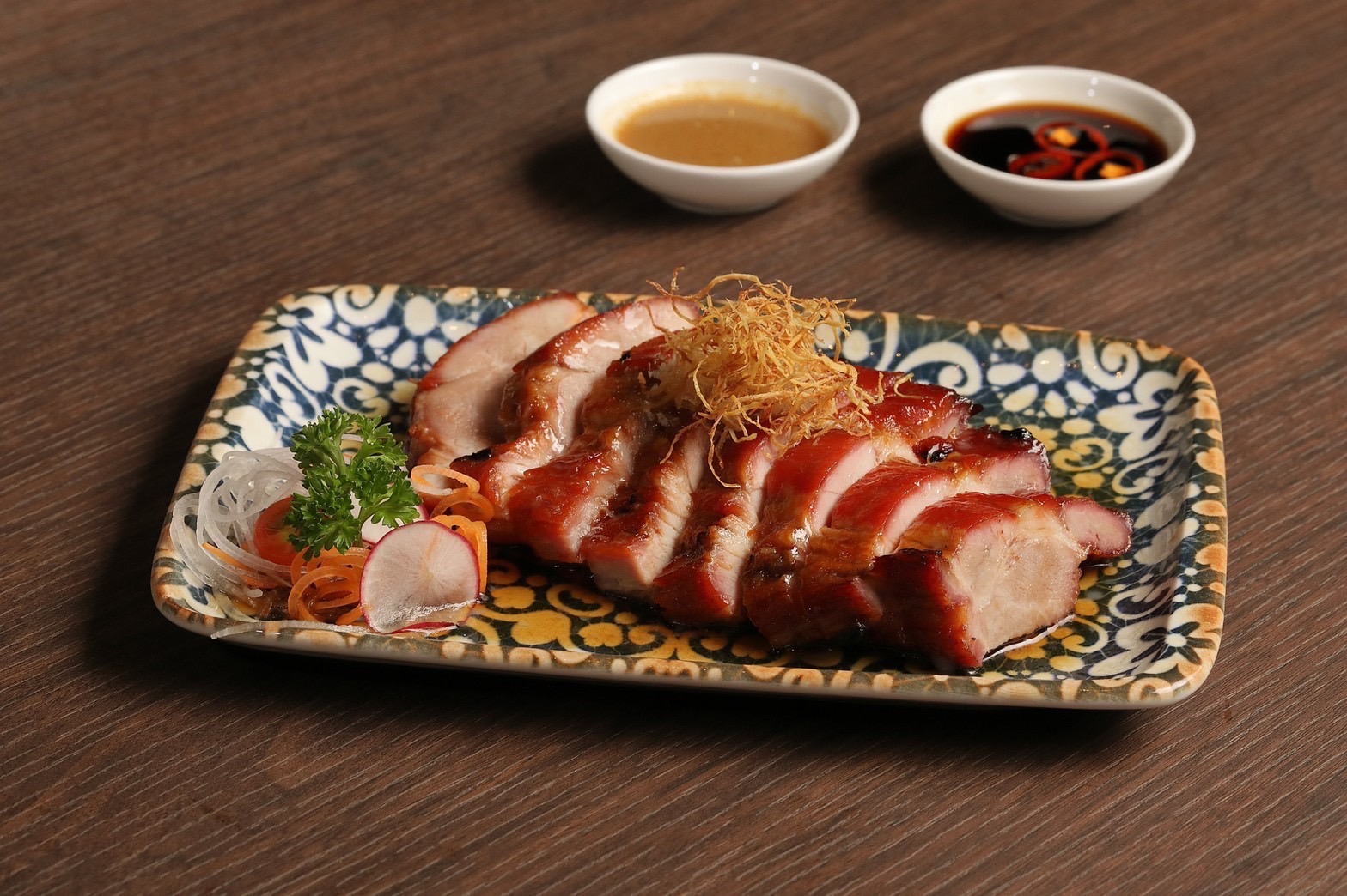 อาหารจีน,ติ่มซำ,หมูกรอบ,หมูแดง,HEIYIN