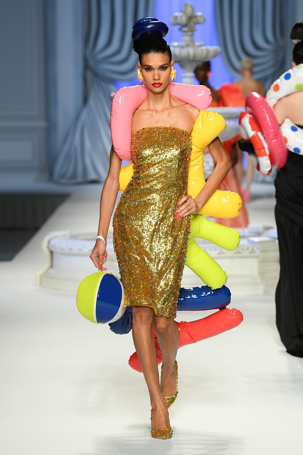 moschino ss23