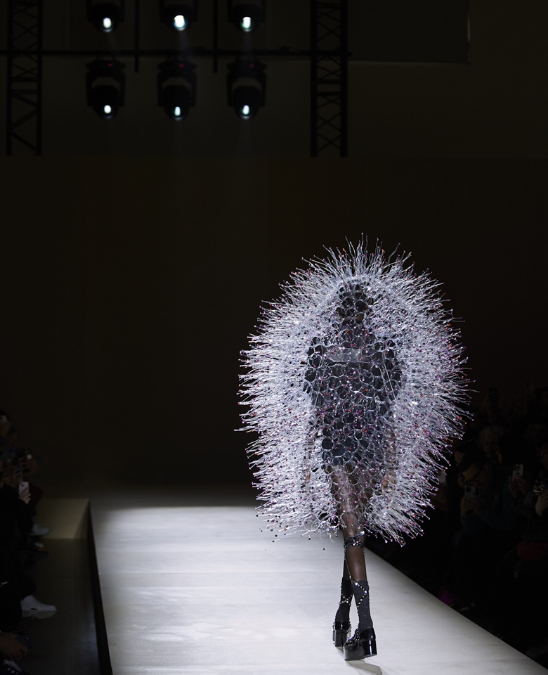 Noir Kei Ninomiya, Noir Kei Ninomiya fall winter, Noir Kei Ninomiya bag, Noir Kei Ninomiya shoes, Noir Kei Ninomiya logo, Noir Kei Ninomiya designer, Noir Kei Ninomiya paris