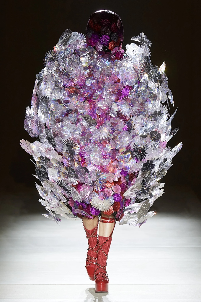 Noir Kei Ninomiya, Noir Kei Ninomiya fall winter, Noir Kei Ninomiya bag, Noir Kei Ninomiya shoes, Noir Kei Ninomiya logo, Noir Kei Ninomiya designer, Noir Kei Ninomiya paris