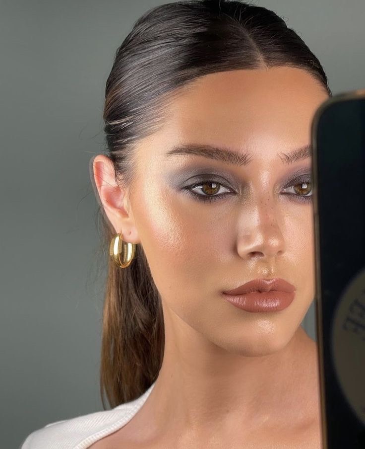 Espresso Makeup