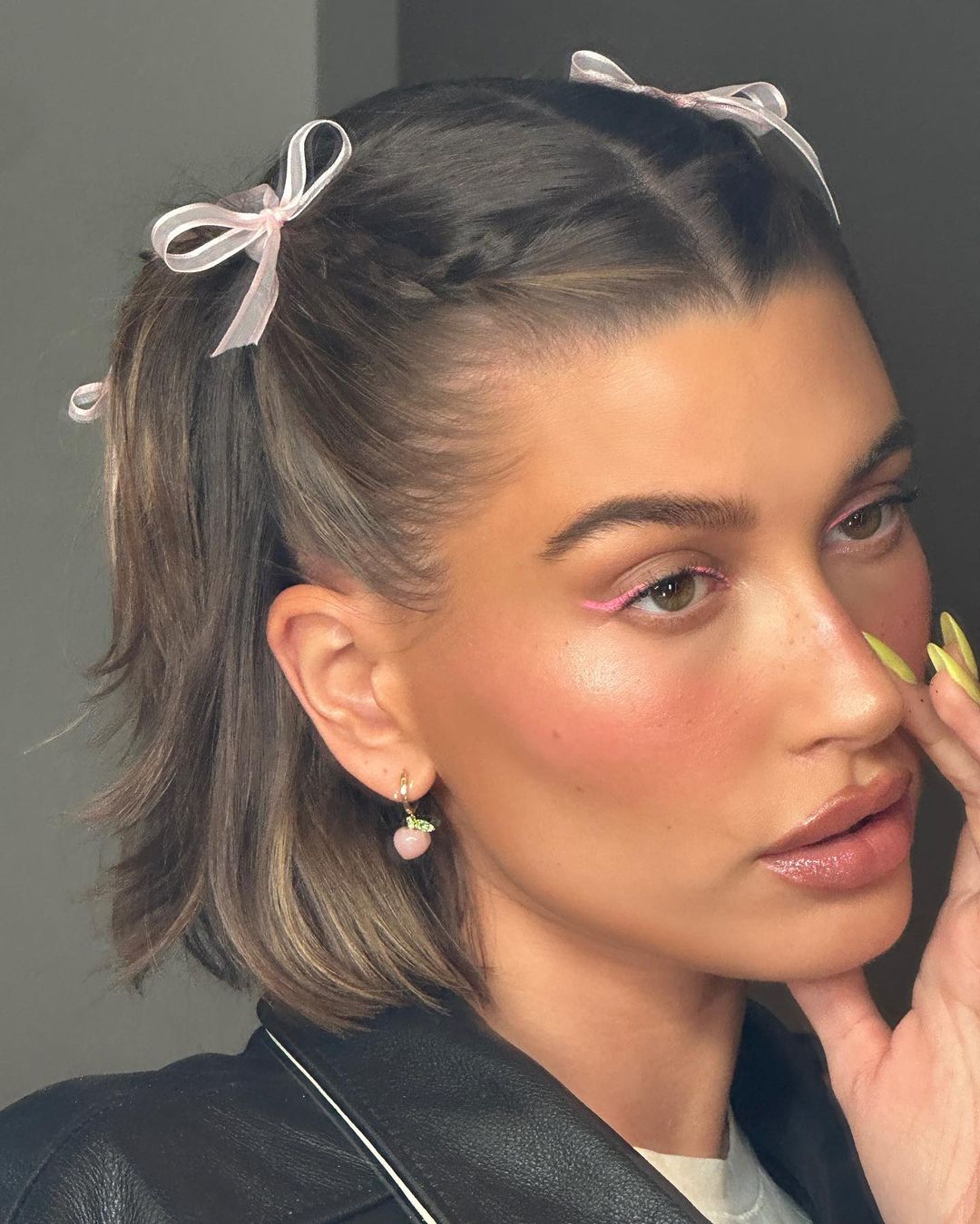 Hailey Bieber