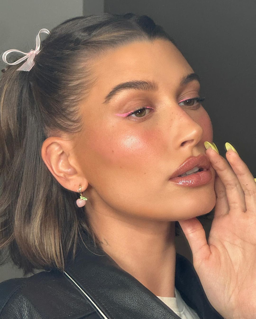 Hailey Bieber